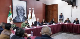 Acuerda Bedolla con transportistas, condonaciones y descuentos para el Buen Fin