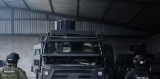 Golpe al crimen; SSP asegura en Coahuayana presunta bodega para fabricación de vehículos blindados