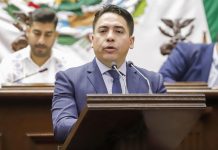 Iván Vera presenta reforma para proteger a niñas, niños y adolescentes frente a la violencia digital en Michoacán