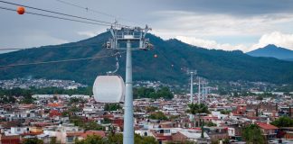 Inician pruebas del teleférico con 40 cabinas sobrevolando Uruapan: Gladyz Butanda