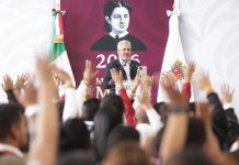 Michoacán corta brecha digital con internet gratuito para estudiantes: Bedolla