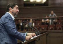 Garantizar salud mental de servidores públicos en Michoacán, propone en iniciativa Abraham Espinoza