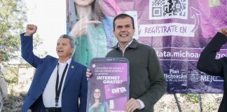 Impulsa Juan Manzo programa D4ATA Datos Gratis en el Cecytem Uruapan