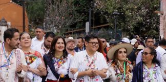 Gaby Molina, de la mano de los artesanos en Uruapan