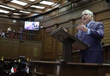 Impulsa Magaña de la Mora reforma para permitir la adopción legal de personas mayores de edad