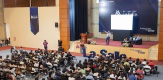 Acceso a becas y fortalecimiento de programas de estudio, compromisos de Morón con universitarios