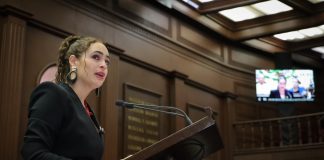 Sandra Arreola presenta iniciativa para garantizar intérpretes de Lengua de Señas en los Servicios de Salud de Michoacán