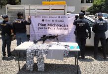Guardianes del Camino aseguran a 2 hombres con droga, cartuchos y arma calibre .50