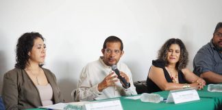 Conrado Paz presenta portal web infantil para el Congreso de Michoacán