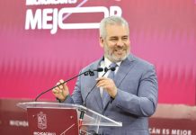 Sector turístico repartirá 10 mil boletos para el concierto de “El Buki”: Bedolla