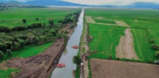 Se consolida el rescate del lago de Pátzcuaro; concluyen obras en el canal de Erongarícuaro: Bedolla