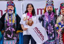 Gaby Molina reafirma en Caltzontzin su vínculo con las comunidades