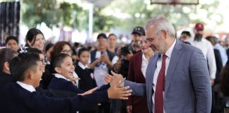 Bedolla consolida la estabilidad educativa en Michoacán al arrancar el ciclo 2026-2027