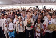 Encabeza Bedolla el 25° aniversario del Día del Artesano Michoacano; entrega 65 galardones